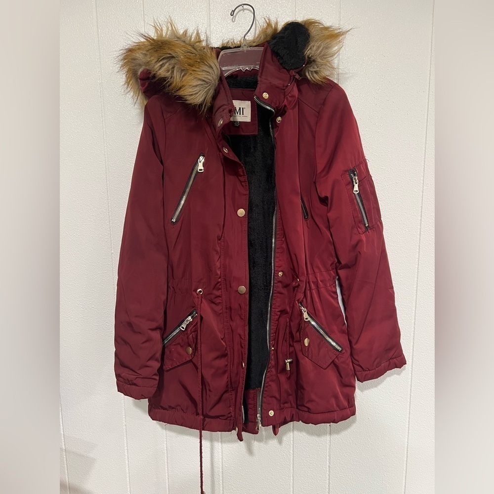 YMI burgundy red classic winter jacket w/ golden accents and fur detailed hoodie - Picture 3 of 12